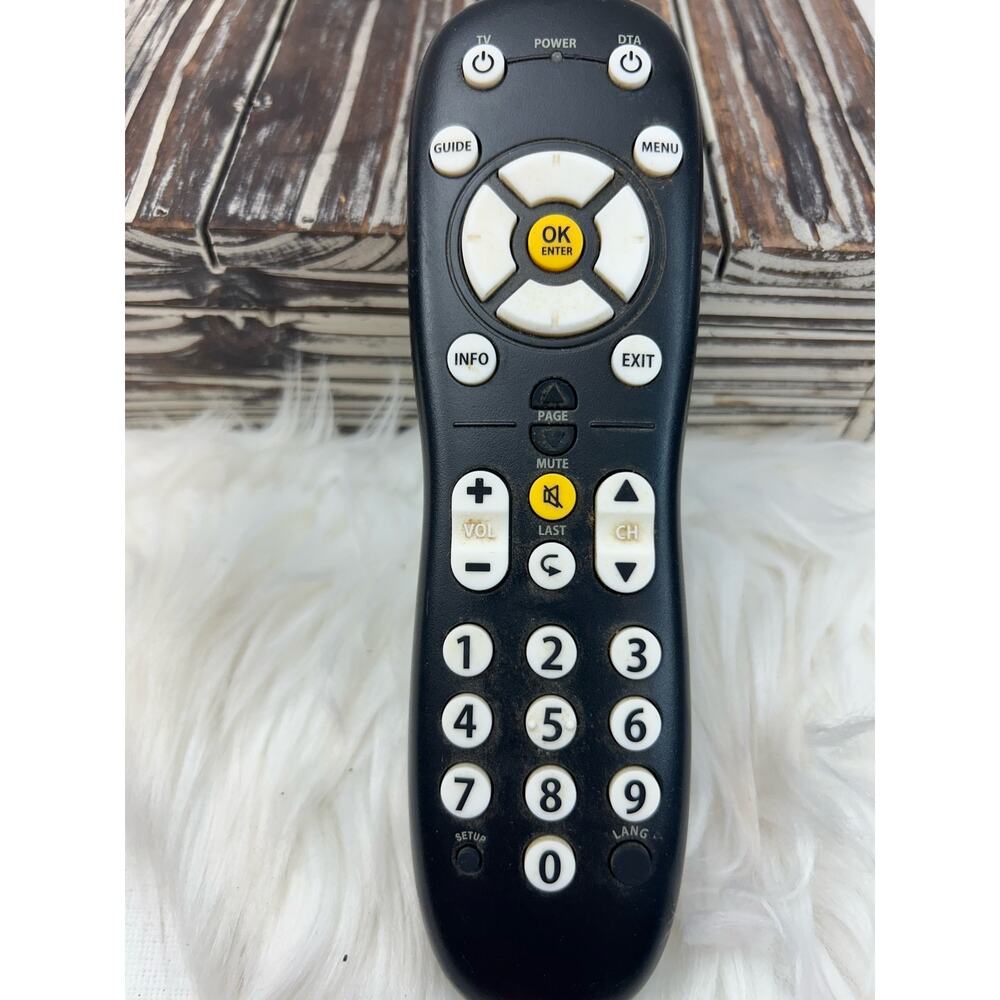 Universal URC-2068BC1-R Remote Control Tested Works